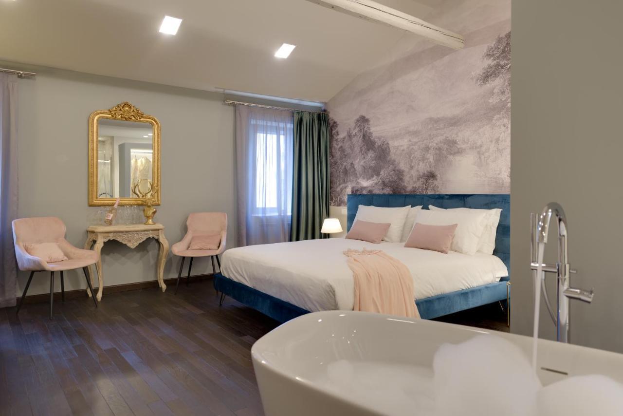 Palazzo Duomo Suites In Udine Center Экстерьер фото