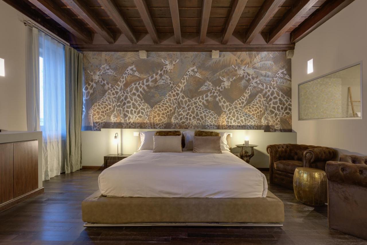 Palazzo Duomo Suites In Udine Center Экстерьер фото